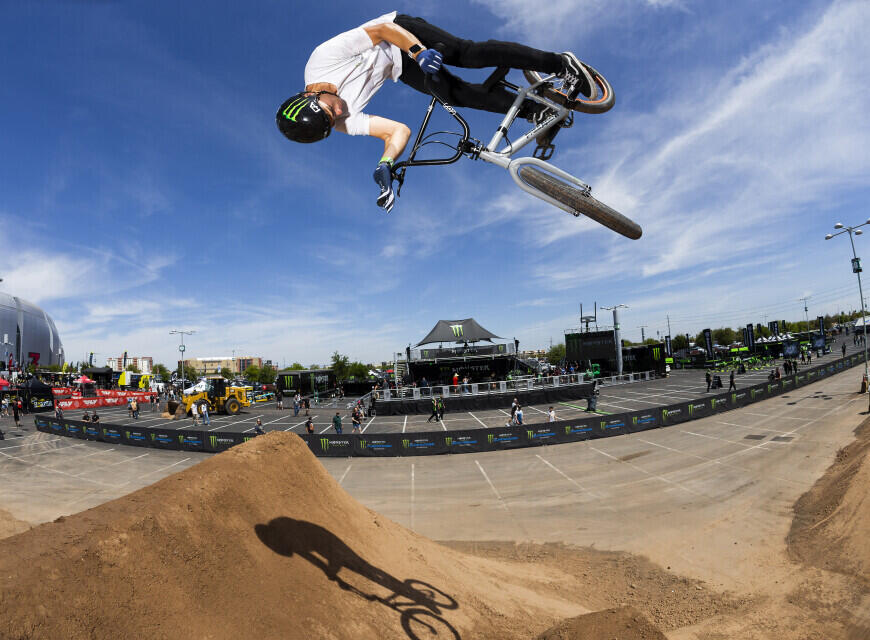 Free Agent team rider Bryce Tryon wins the Monster Energy Triple Challenge in Glendale Arizona.